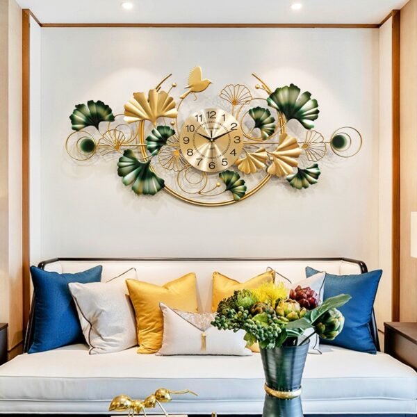 BIG LEAF WALL CLOCK