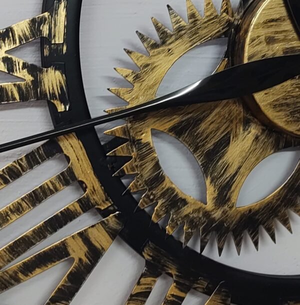 Black Gold Classic Wall Clock - Image 2