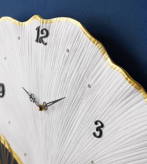 Leaf Whisper Minimalist Wall Clock
